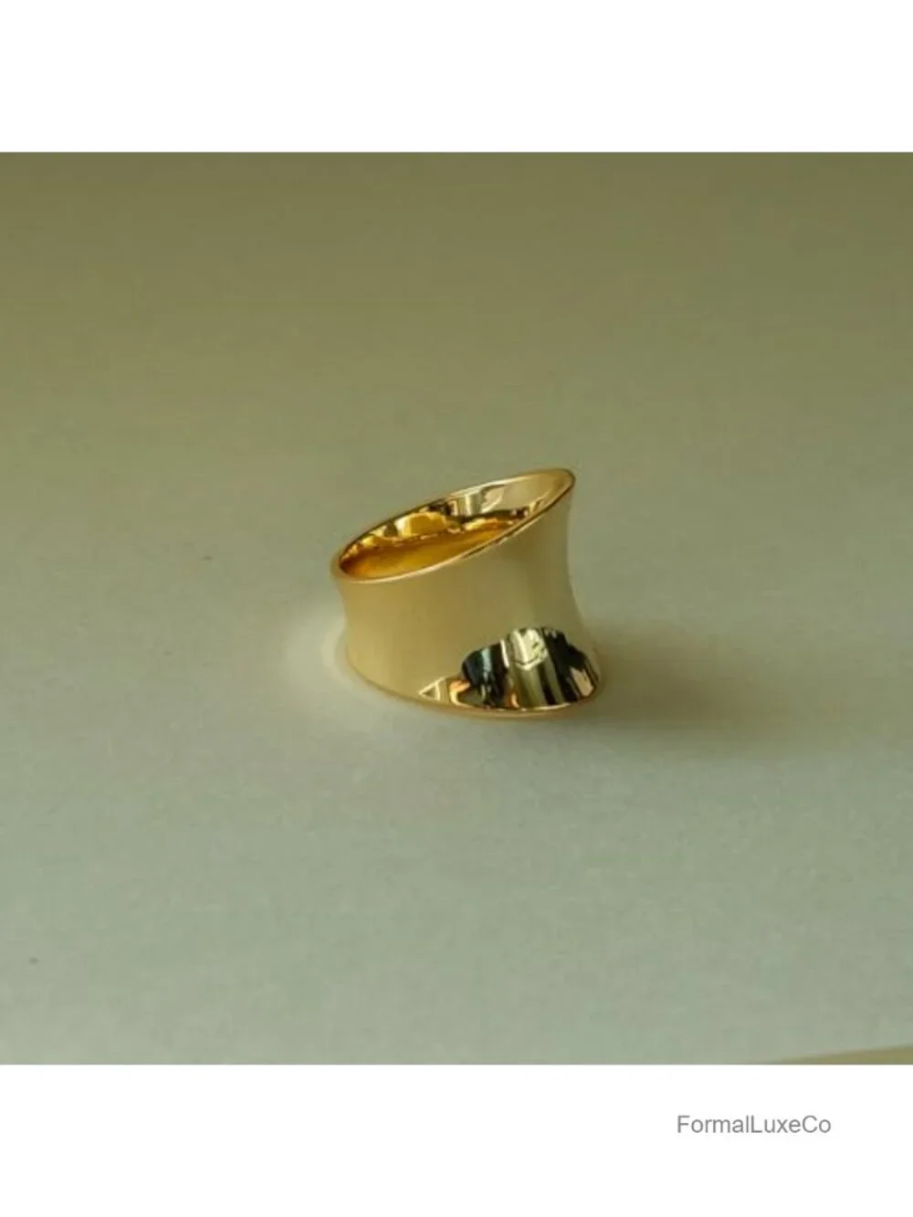 N/A sculptural sleek